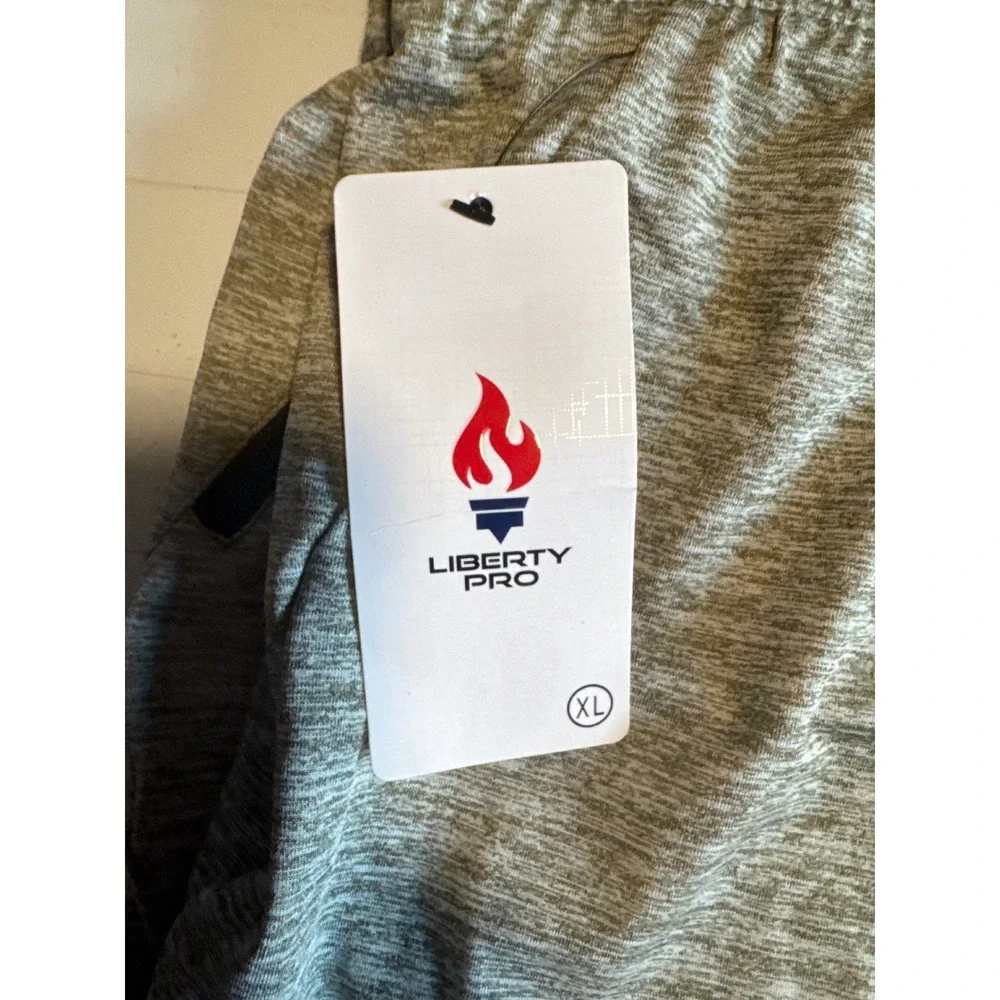 Liberty Pro Athletic Shorts Men XL Gray NEW Space Dye‎ Zipper Pockets Workout